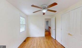 4025 CHELMONT Ln, Bowie, MD 20715