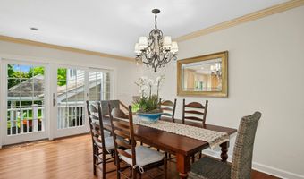 2 Knollwood Ln, Darien, CT 06820