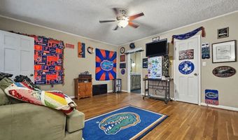 220 4th St SE, Aliceville, AL 35442