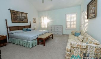 916 Fountain Dr, Carlsbad, NM 88220
