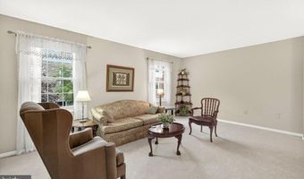 7504 WESTLAKE Ter 25, Bethesda, MD 20817