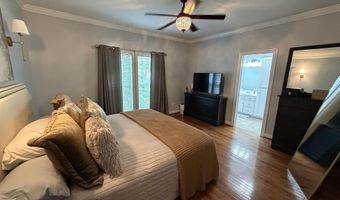 1414 Hickory St, Albertville, AL 35950