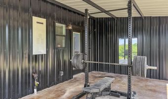 707 Wells Ln, Weatherford, TX 76085