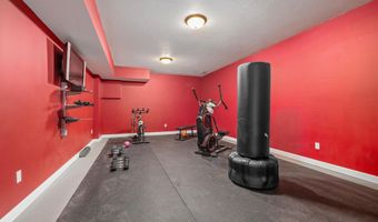 1205 N Dewey, Auburn, IN 46706