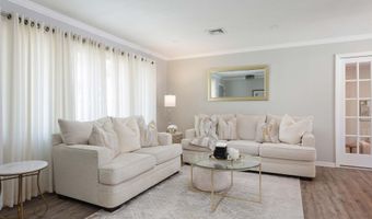 28 Birch St, Beachwood, NJ 08722