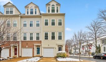 5317 CHIEFTAIN Cir, Alexandria, VA 22312