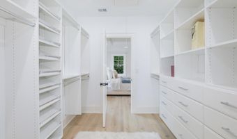 5532 JOHNSON Ave, Bethesda, MD 20817
