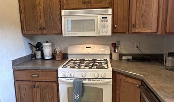 709 N St, Aurora, NE 68818