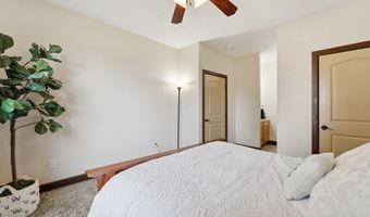 10168 STAYTON Rd, Aumsville, OR 97325