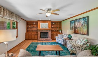 1014 NE Trilein Dr, Ankeny, IA 50021