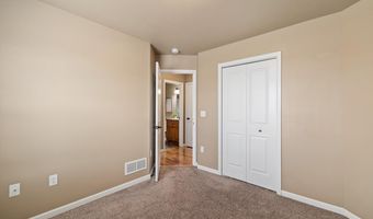 2005 PINE Ave, Cheyenne, WY 82007