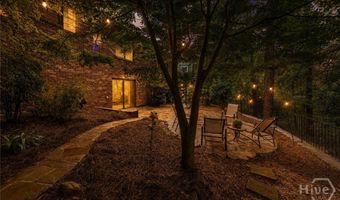 759 Riverhill Dr, Athens, GA 30606