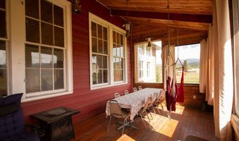 565 Poplar St, Clarkia, ID 83812