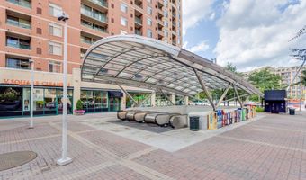 1050 N TAYLOR St 1-203, Arlington, VA 22201