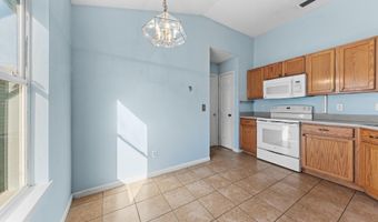 62 W 13TH St, Atlantic Beach, FL 32233