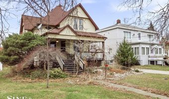 1713 St Clair River Dr, Algonac, MI 48001