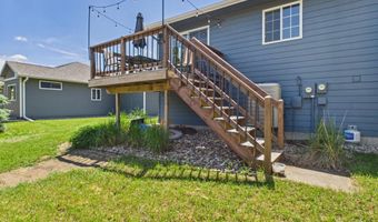 816 E Pine St, Brandon, SD 57005