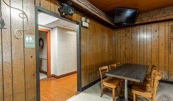 212 S Hickory St, Abbott, TX 76621