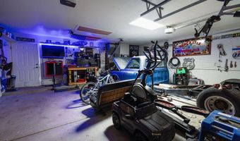 102 GARDEN Cir, Bloomfield, NM 87413