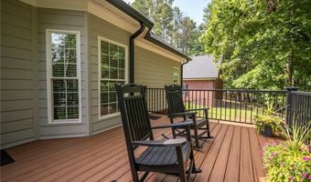 65 Overlook Dr, Hull, GA 30646
