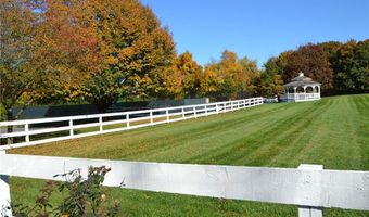 49 Seabreeze Ln 49, Bristol, RI 02809
