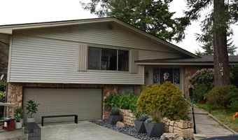 821 PARADISE Ln, Brookings, OR 97415