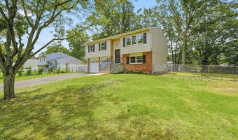 60 Woodland Rd, Bayville, NJ 08721