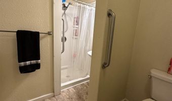 805 W Bullock Ave, Artesia, NM 88210