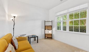 5918 Kelyn Hills Dr, Charlotte, NC 28278