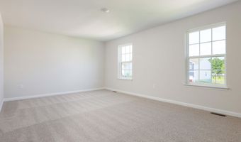 1 Dahlia Ct, Bayville, NJ 08721