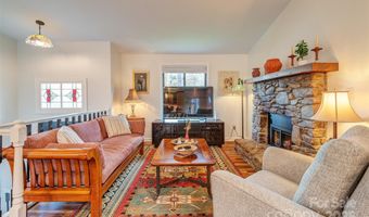 1 Parkway Loop Rd, Asheville, NC 28803