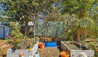 43 FORRESTAL Cir N, Atlantic Beach, FL 32233