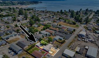 388 TANBARK Rd, Brookings, OR 97415
