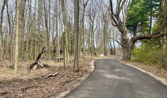 77 Landall Ln SE, Ada, MI 49301