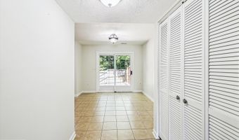 1029 COMMANDERS Way N, Annapolis, MD 21409