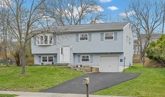 8 Decker Dr, Blooming Grove, NY 10992