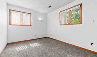 2718 Bryden, Alton, IL 62002