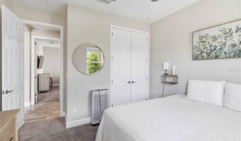7526 PARADISO Dr, Apollo Beach, FL 33572