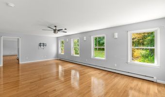 9 Hounds Way, Bath, ME 04530