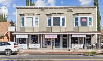 8424 Sinesky Way, Elk Grove, CA 95757