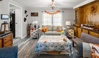 8 Mary Ct, Barnegat, NJ 08005