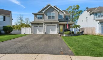 56 Marlin Ct, Bayville, NJ 08721