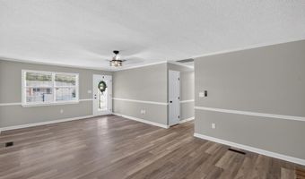 213 N Cleveland Ave, Adel, GA 31620