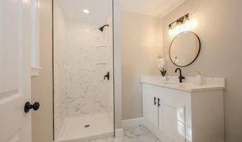 9 Northfield Rd, Amherst, NH 03031
