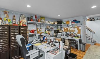 72 Hilltop Dr F, North Providence, RI 02904