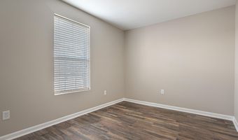 102 N CAROLINE Pl 201, Dover, DE 19904
