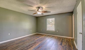 1000 A Locust St, Beebe, AR 72012