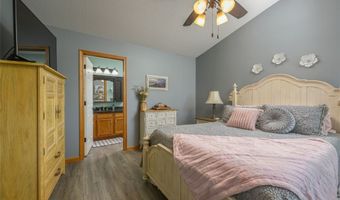 312 Apple Ridge Dr, Apple Creek, OH 44606