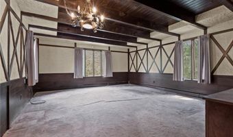 300 Twin River Rd, Lincoln, RI 02865