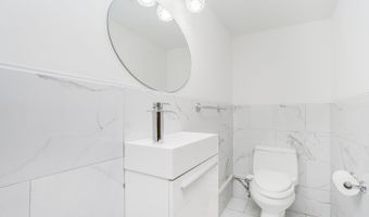 26 Altoona Ave, Staten Island, NY 10306